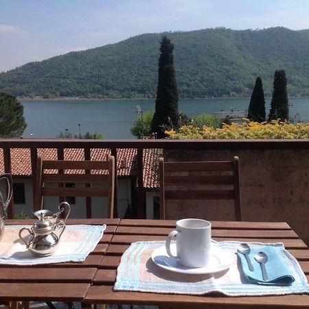 Sarnico Terrazza Sul Lago Di Iseo Екстер'єр фото