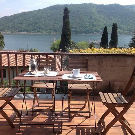 Sarnico Terrazza Sul Lago Di Iseo Екстер'єр фото